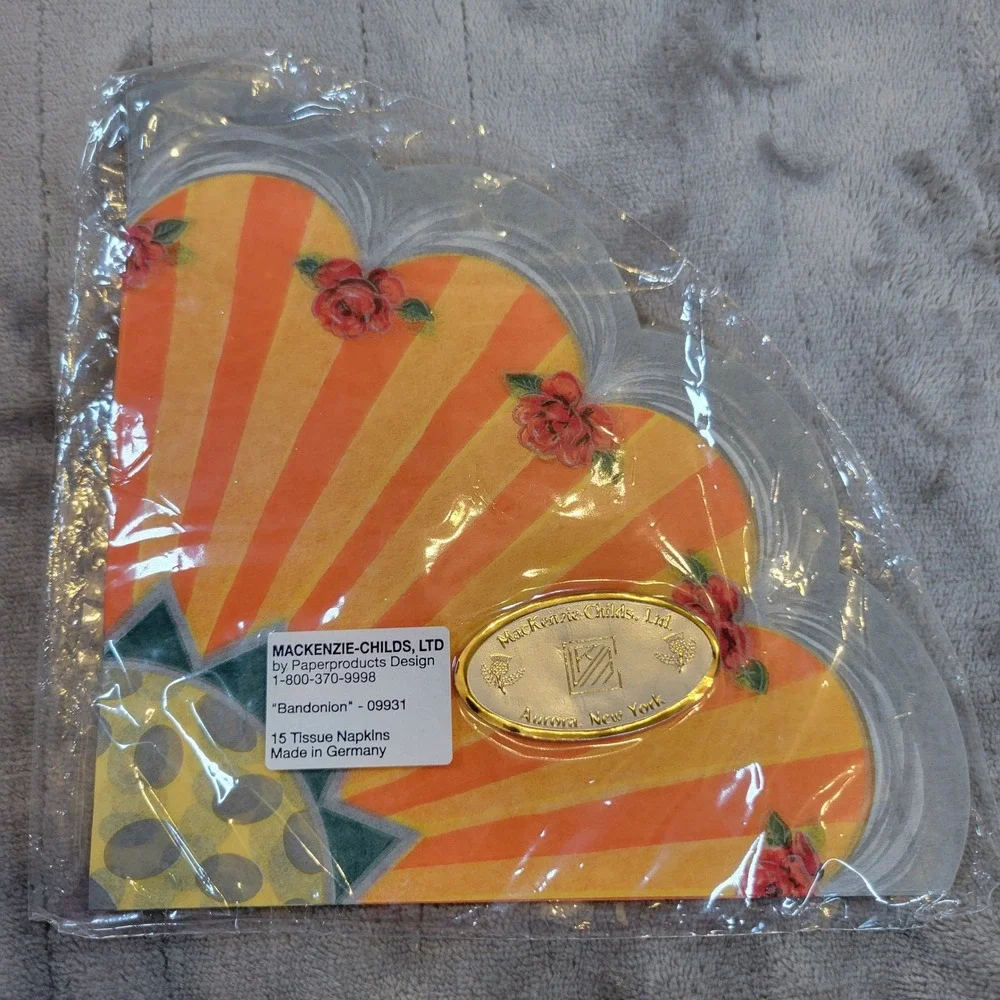 MacKenzie-Childs Eileen West VTG Napkins Lot Floral Scalloped Round Flower Fan